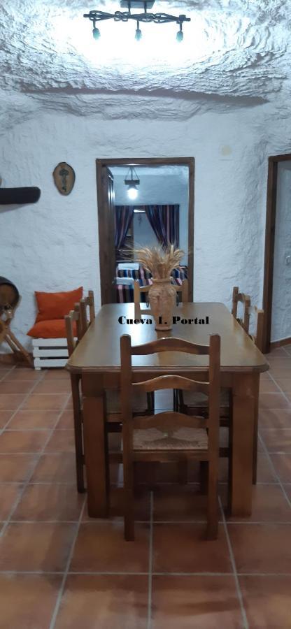 Vila Cuevas Lourdes Benamaurel Exteriér fotografie