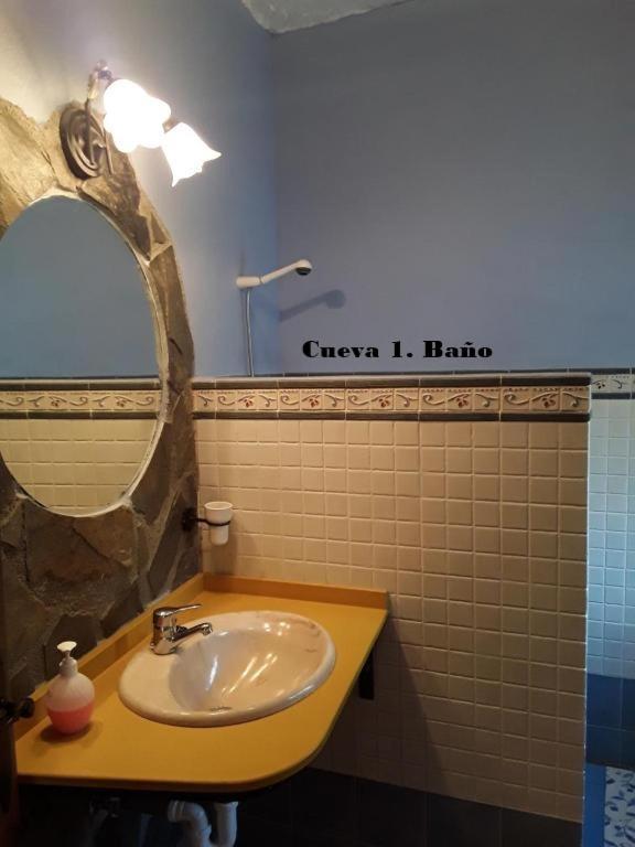 Vila Cuevas Lourdes Benamaurel Exteriér fotografie